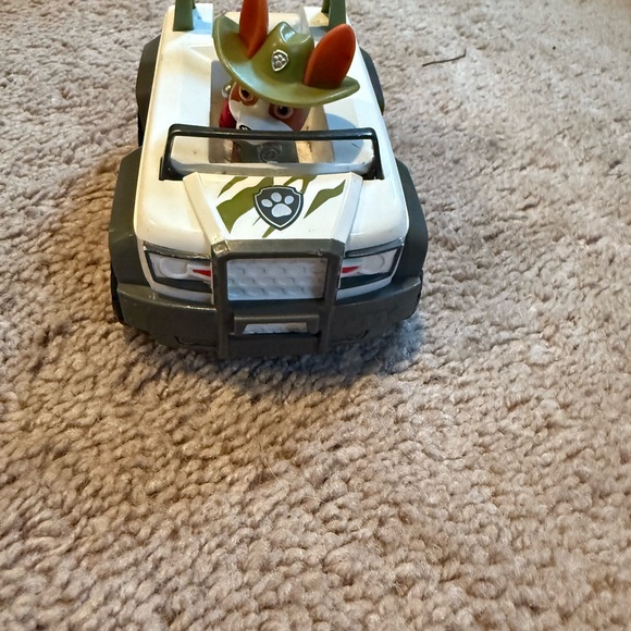 Paw Patrol misc. characters  Vehicle with Figures - Picture 2 of 6